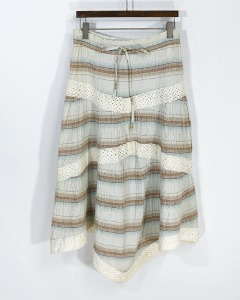 CYNTHIA Janis market (crochet skirt)